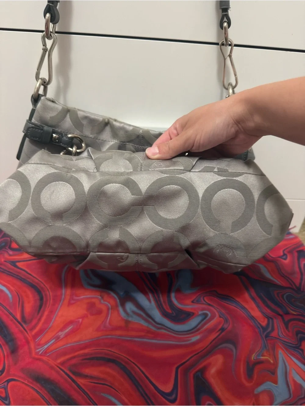 Vintage Y2K Coach Op Art Shimmer Sateen Maggie Hobo Shoulder Bag Grey Silver 🩶